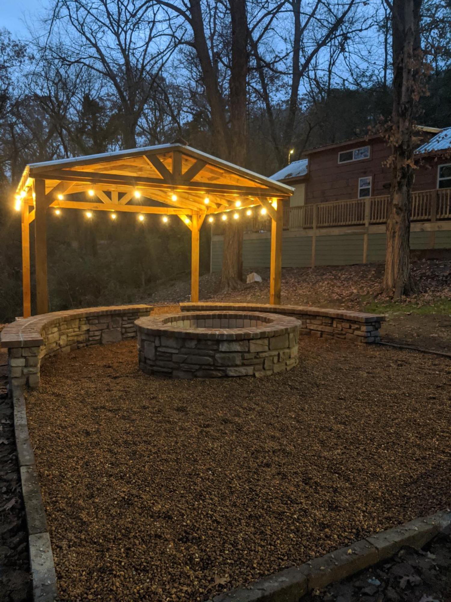 שאטאנוגה Meg Cabin Tiny Rustic Comfort On Lookout Mtn מראה חיצוני תמונה