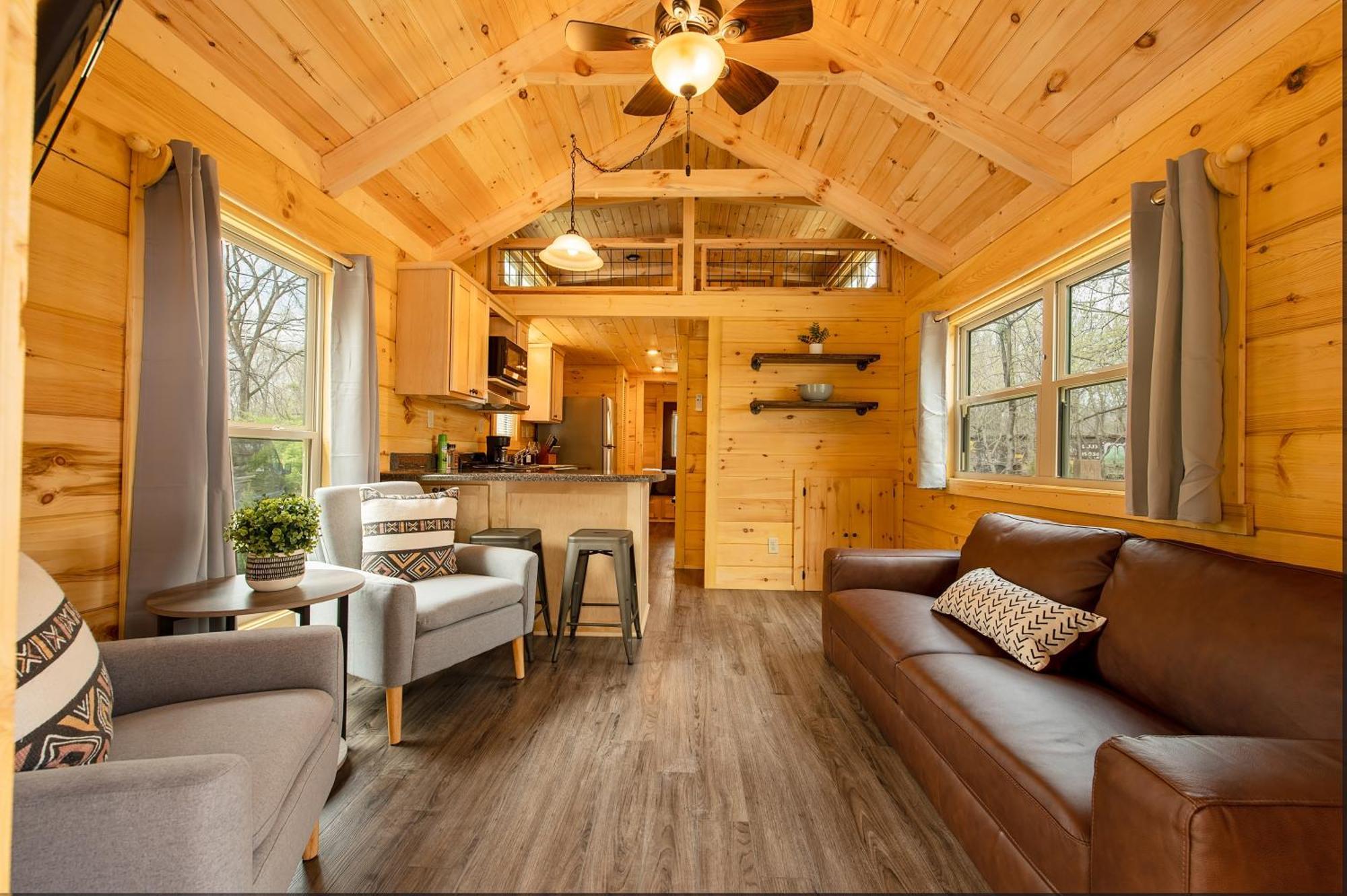 שאטאנוגה Meg Cabin Tiny Rustic Comfort On Lookout Mtn מראה חיצוני תמונה